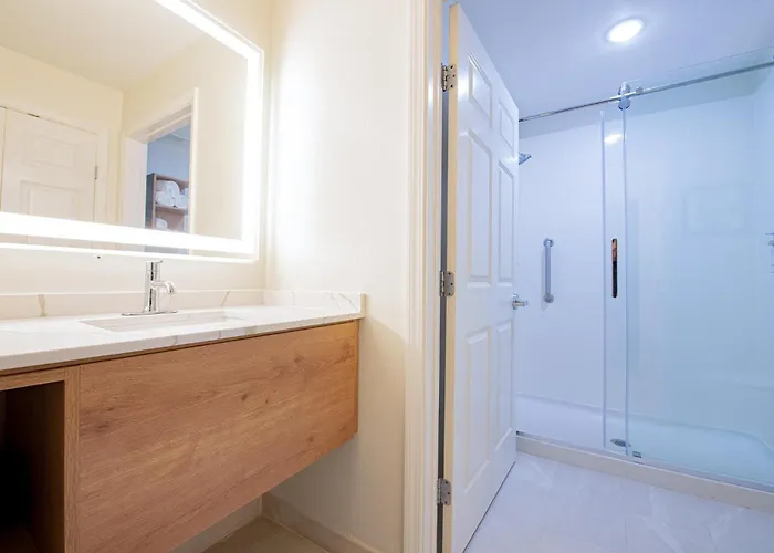 Staybridge Suites Lafayette-Airport By Ihg