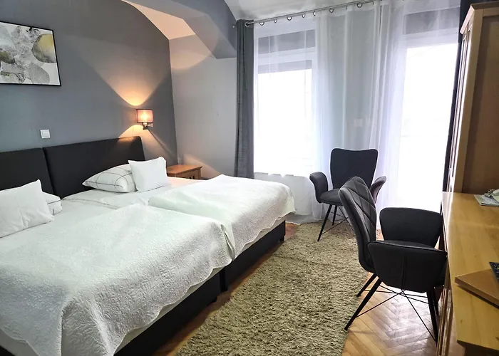 Hotel Millennium