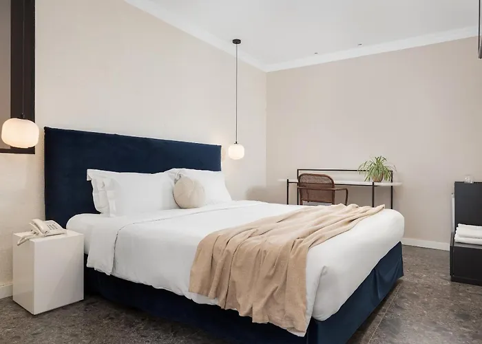 Civitas Suites Hotel
