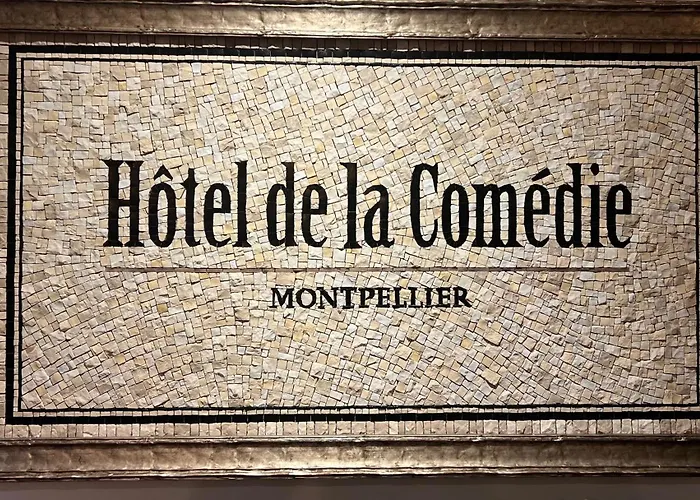 Hotel Comedie - Place De La Comedie Corum