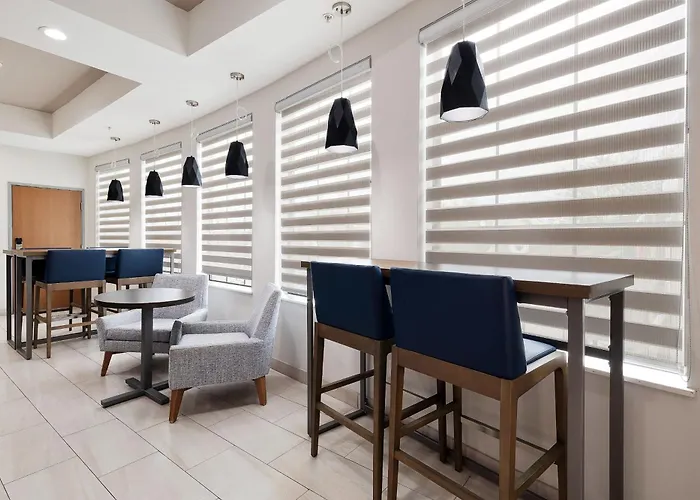 Holiday Inn Express Hotel And Suites Kingsville By Ihg