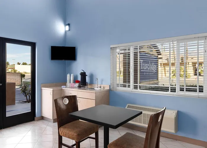 Travelodge By Wyndham Banning Casino And Outlet Mall