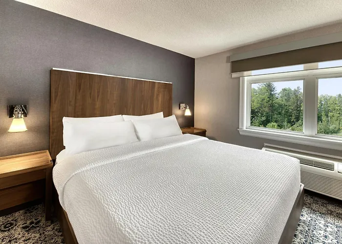 Four Points By Sheraton Barrie