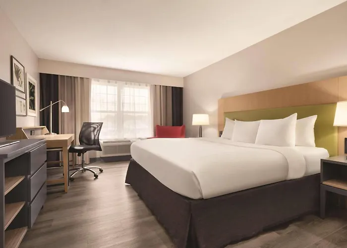 Country Inn & Suites By Radisson, Waterloo, Ia