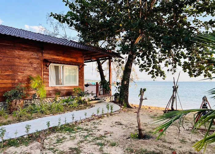 Bamboo Cottages