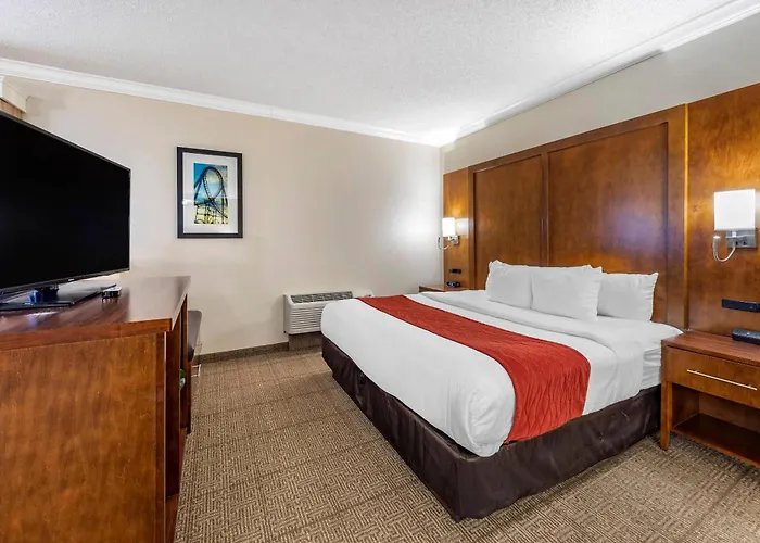 Comfort Suites Near Six Flags Magic Mountain Stevenson Ranch