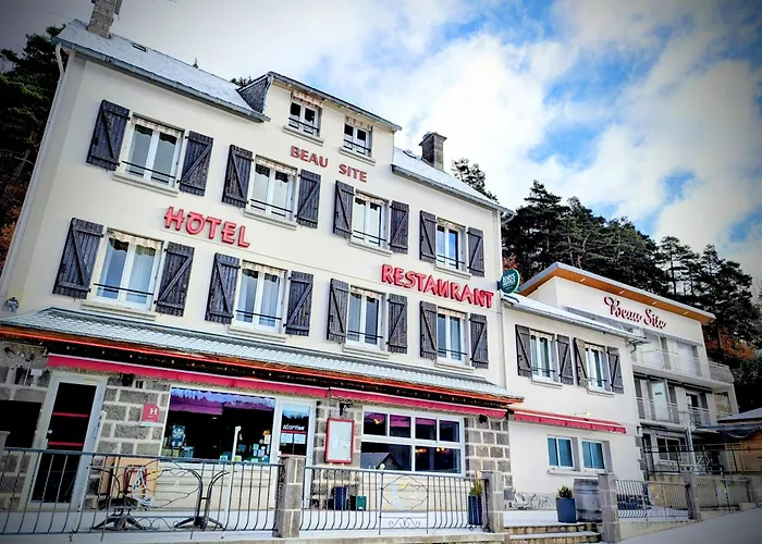 Logis Hotel Restaurant Spa Le Beau Site