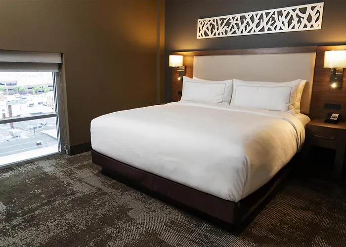 The Broadway Columbia - A Doubletree By Hilton Hotel