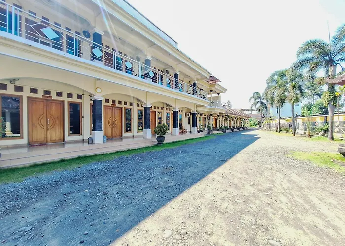 Hotel Syariah Milik Kita Borobudur Mitra Reddoorz
