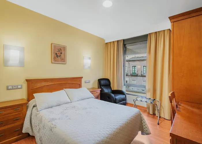 Hotel Reina Isabel