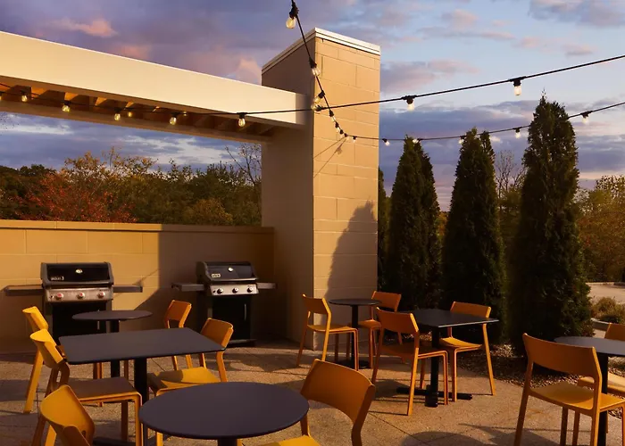 Home2 Suites By Hilton Canton