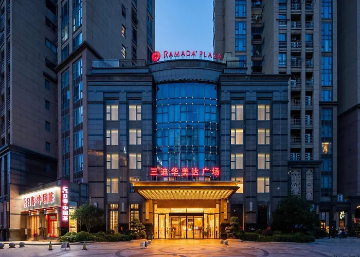 Ramada Plaza By Wyndham Fuzhou South