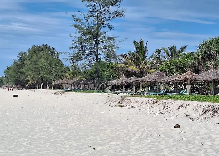 Kipepeo Beach&Village