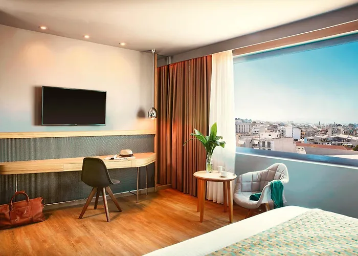 Zeus Wyndham Grand Athens