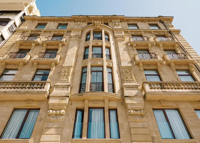 Lasala Plaza Hotel - Adults Only