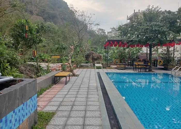Song Toan Hotel