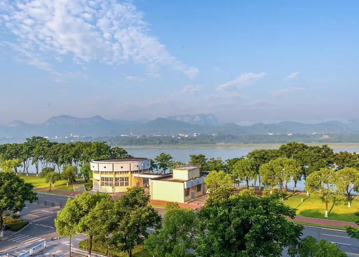 Holiday Inn Express Yichang Riverside By Ihg