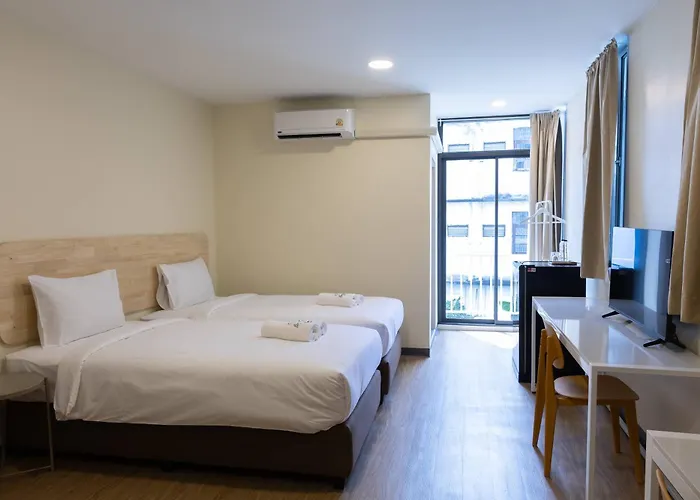 Fine Bed Hotel