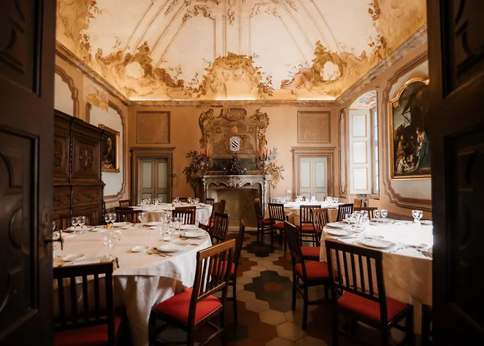 Casa Regina Montis Regalis