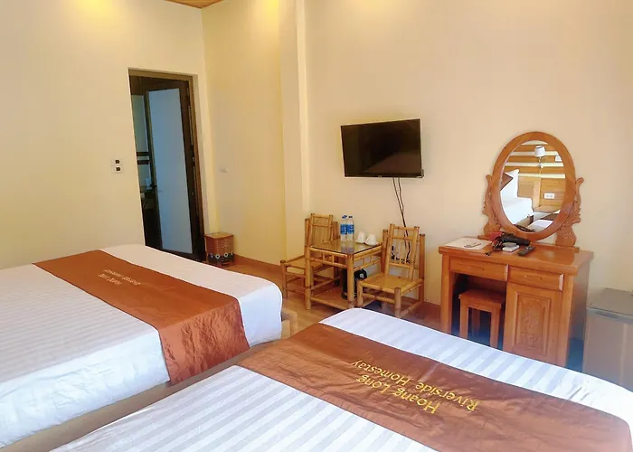 Hoanglong Riverside Homestay