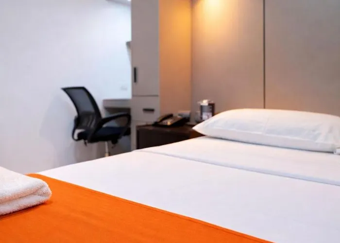 Hotel Madrigal