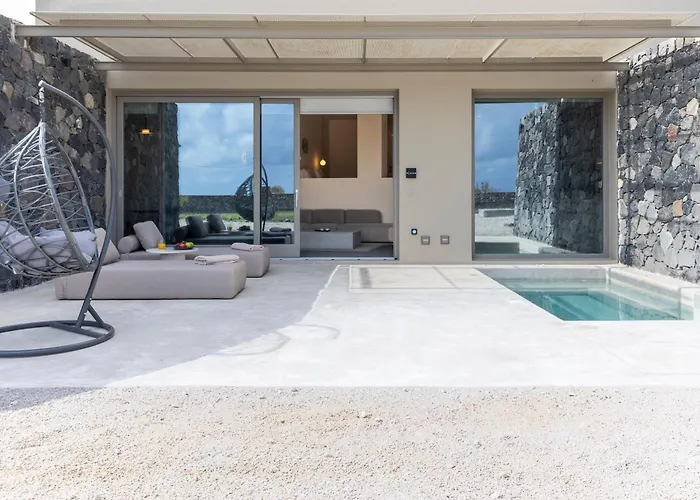 Santopaz Suites