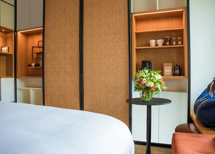 Firstname Bordeaux, Part Of Jdv By Hyatt