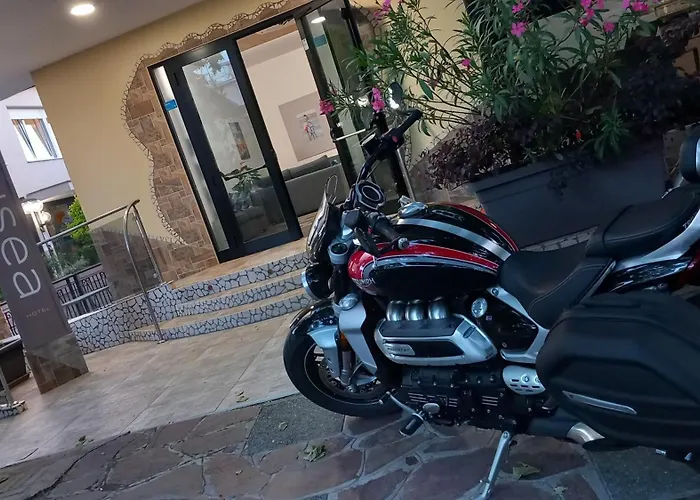 Vinsea Hotel