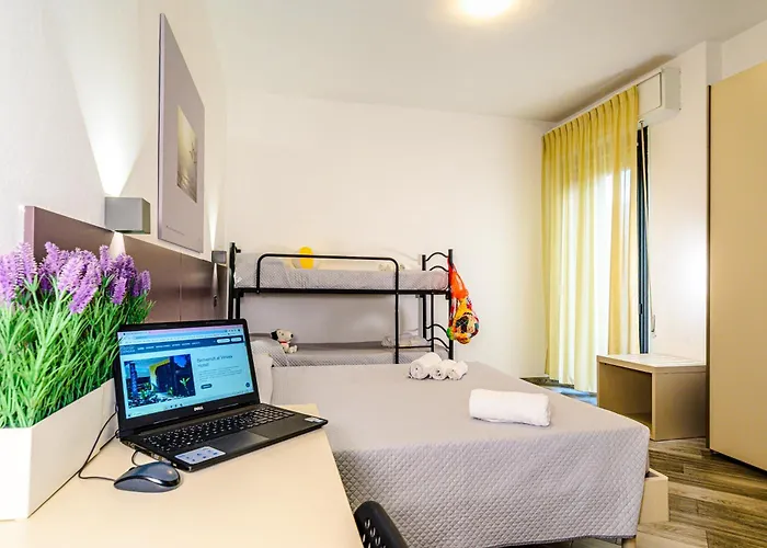 Vinsea Hotel