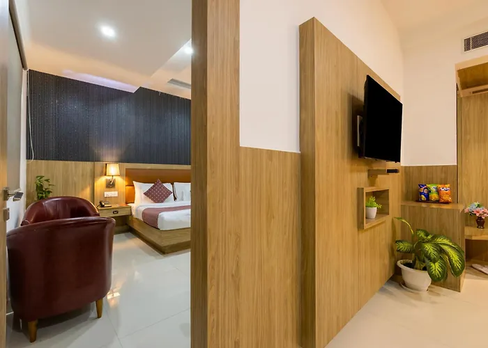 The Elevate Hotel Near Delhi Airport With- Free Airport Pickup