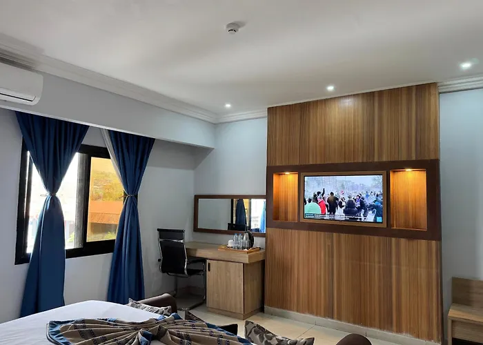 Marcsons Hotels And Resorts