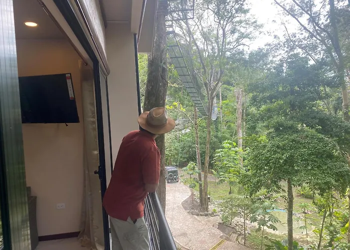 Mountain Top Park Hotel