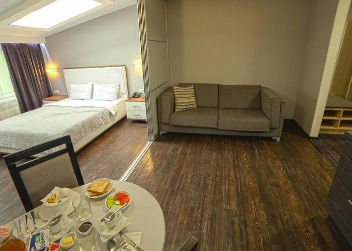 Afina Aparthotel