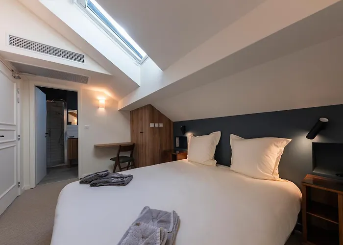 Hotel Du Domaine Saint Loup