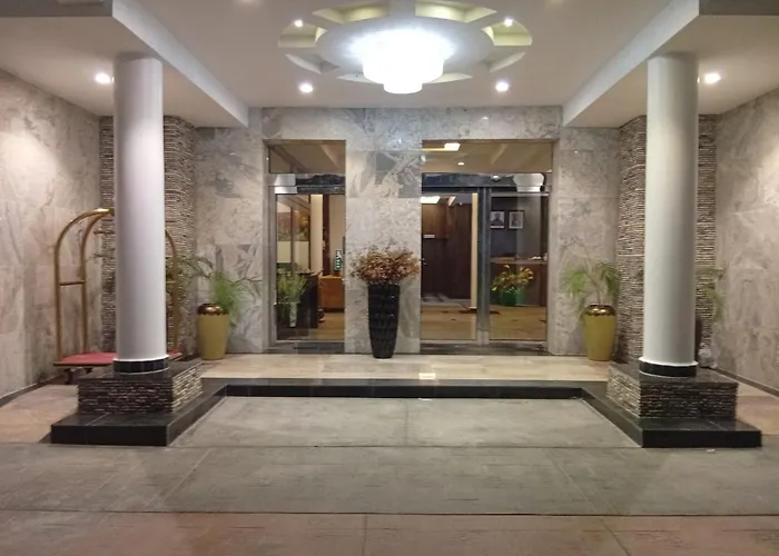 Vinpy Hotels