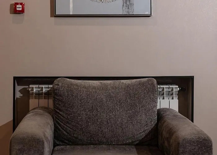 Aston Hotel