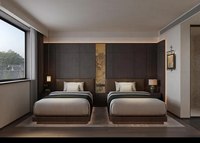 Happy Dragon Imperial Garden Courtyard Beijing Forbidden City Newly Renovated Fluent English Speaking