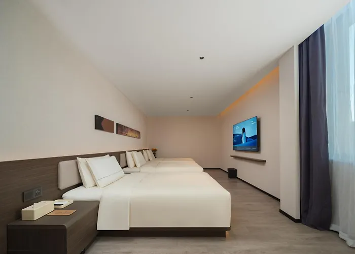 Atour Hotel Dalian Zhongshan Plaza Lu Xun Road