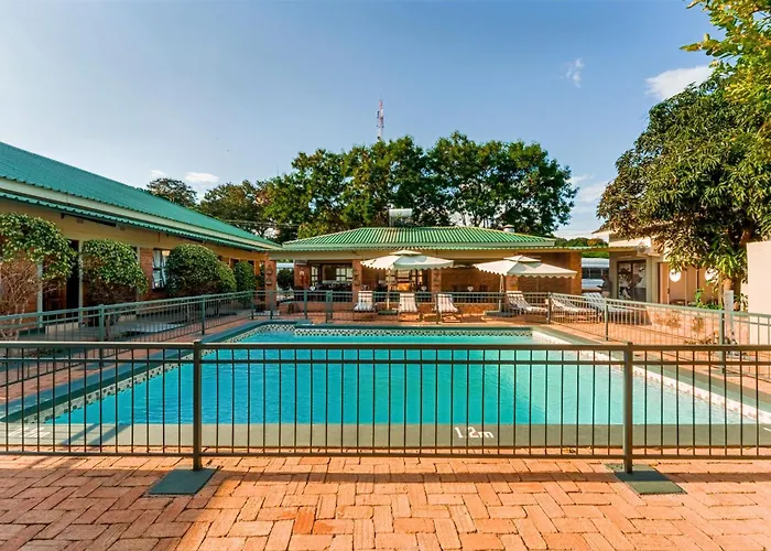 Victoria Falls Premier Lodge