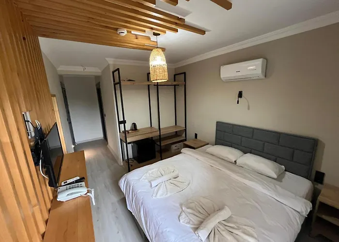 METTE Otel
