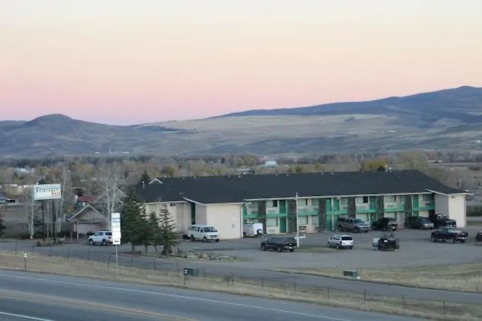 Travelers Inn & Suites