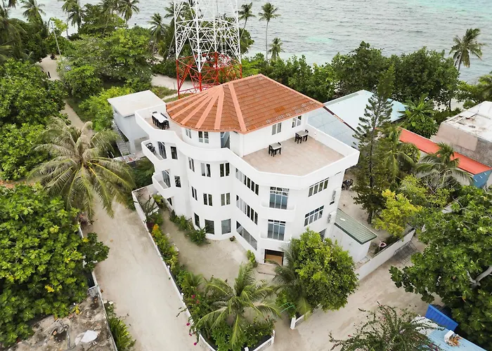 Handhu Runbaa Inn - Dhangethi