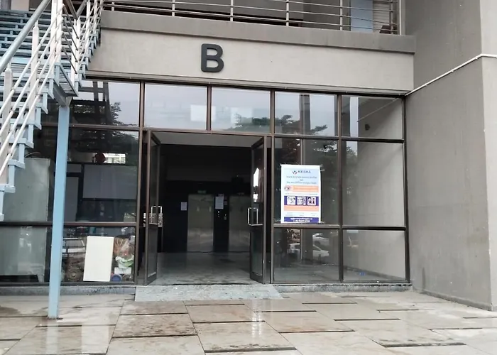 Shiv Hotel