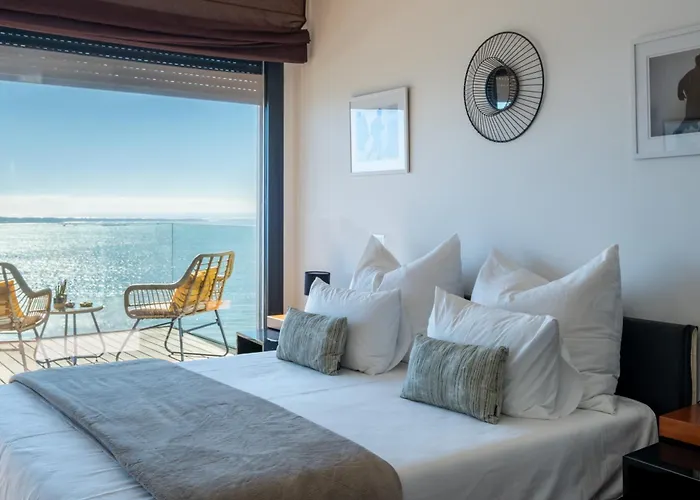 Modern Villa With Sea & River View Pool And Gym.