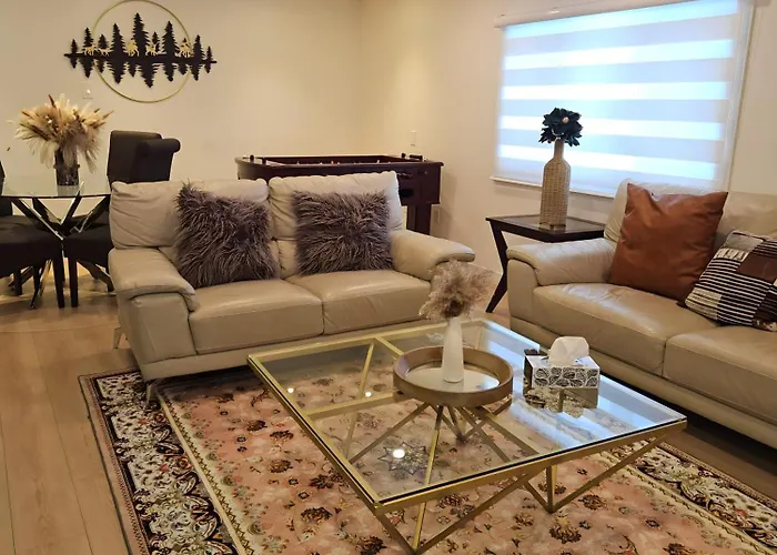 Luxury Riverfront Villa Walk To Beach