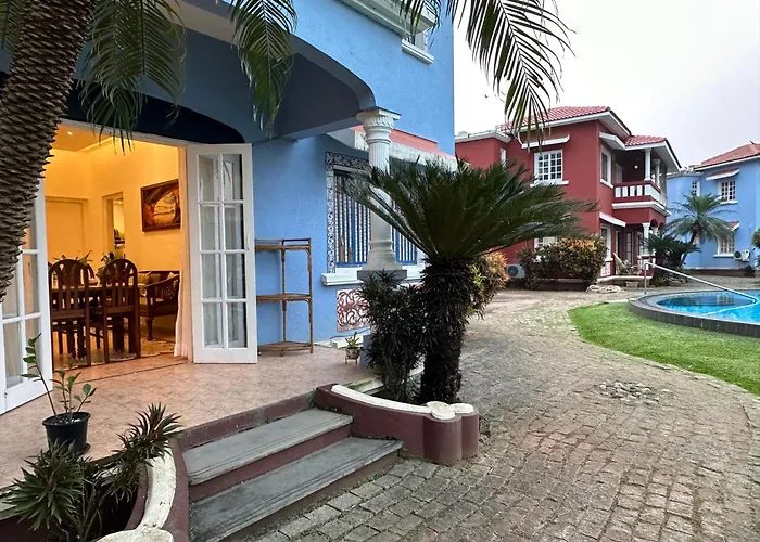 Pool View Villa & Apartment By The Beach Goa