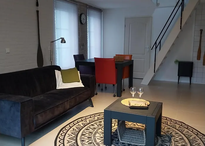 Vakantiehuisje Gelegen Op Een Kattensprong Van Veerse Meer En Noordzee!