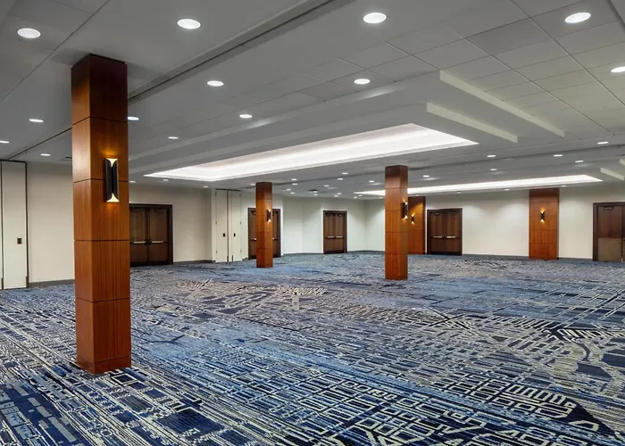 Doubletree By Hilton Hotel & Suites Pittsburgh Downtown
