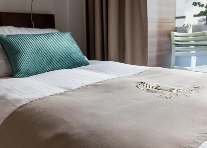 Achilleos City Hotel