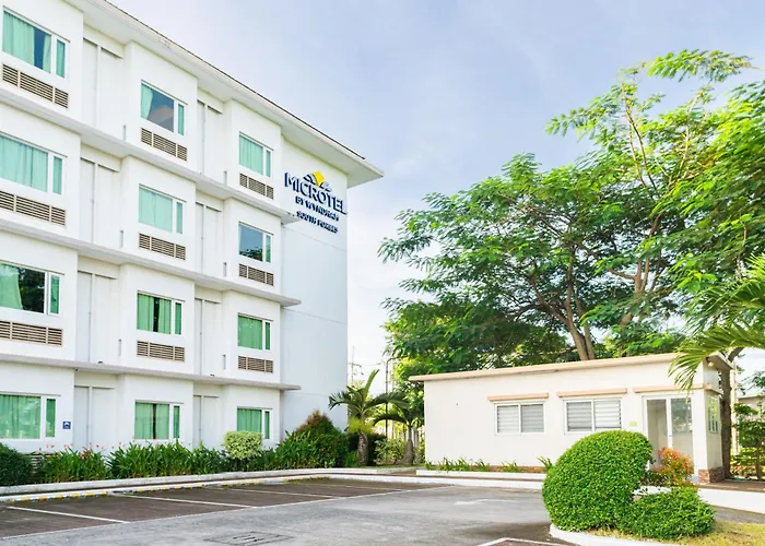 Microtel By Wyndham South Forbes Near Nuvali